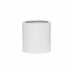 Vasesource Cambridge 11.5 in. x 11.5 in. x 11.5 in. Glossy White Fiberstone Planter