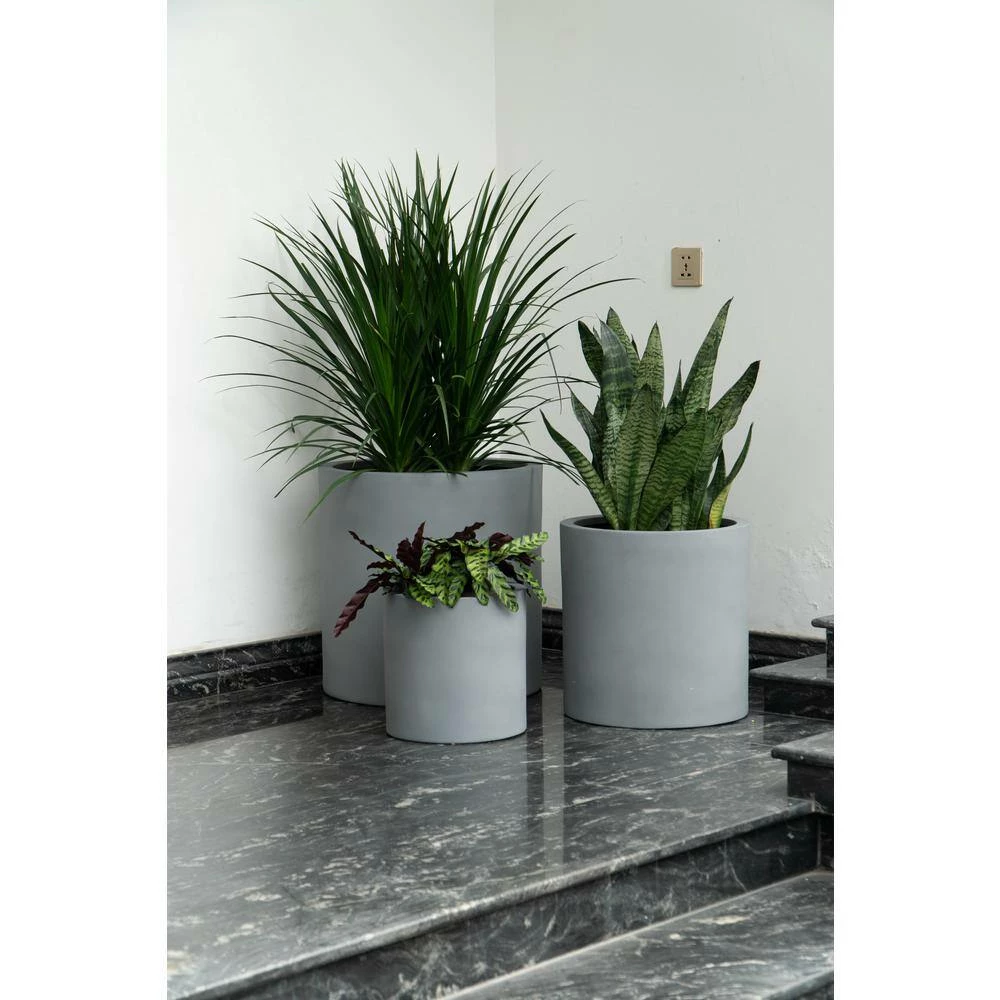 Vasesource Cambridge 20 in. x 20 in. x 20 in. Gray Fiberstone Planter 6 Vasesource Cambridge 20 in. x 20 in. x 20 in. Gray Fiberstone Planter - Image 4