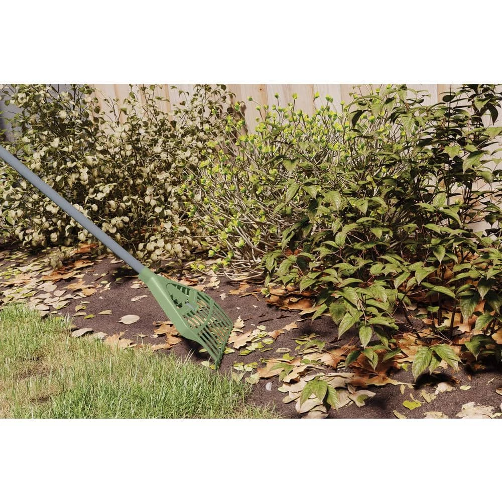 Suncast 54.75 in. Poly Shrub Rake 6 Suncast 54.75 in. Poly Shrub Rake - Image 4